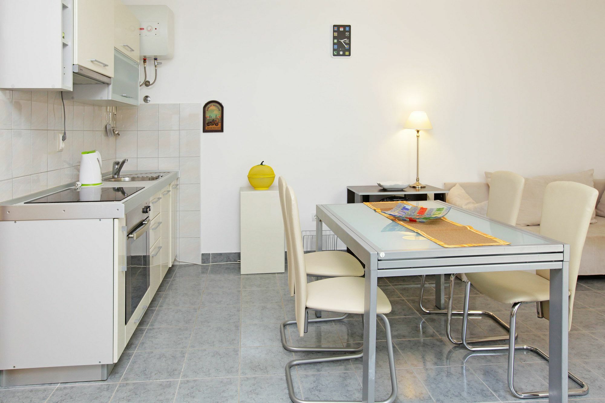 Perla Apartments Bol Bagian luar foto